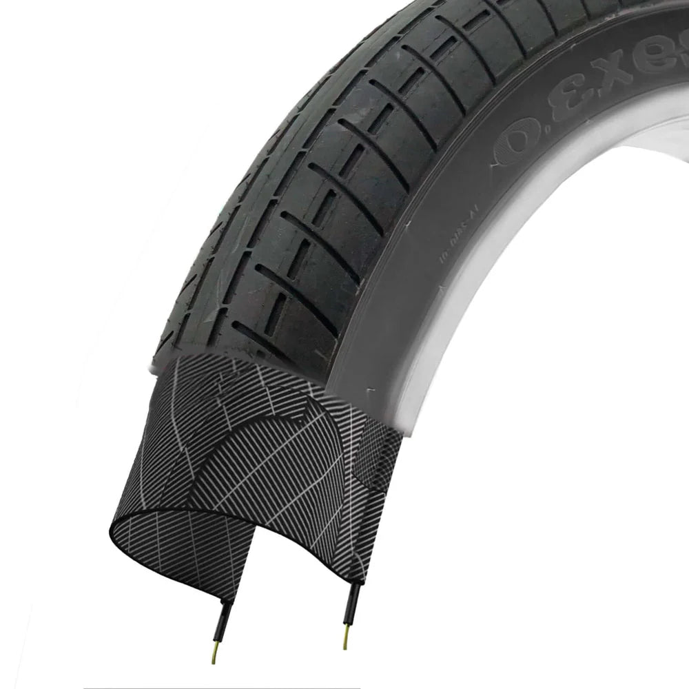 Tracer Bikes | 26" Innova Fat Tire with White Wall and Black Design, 3.0" Width | Chico USA, Inc.